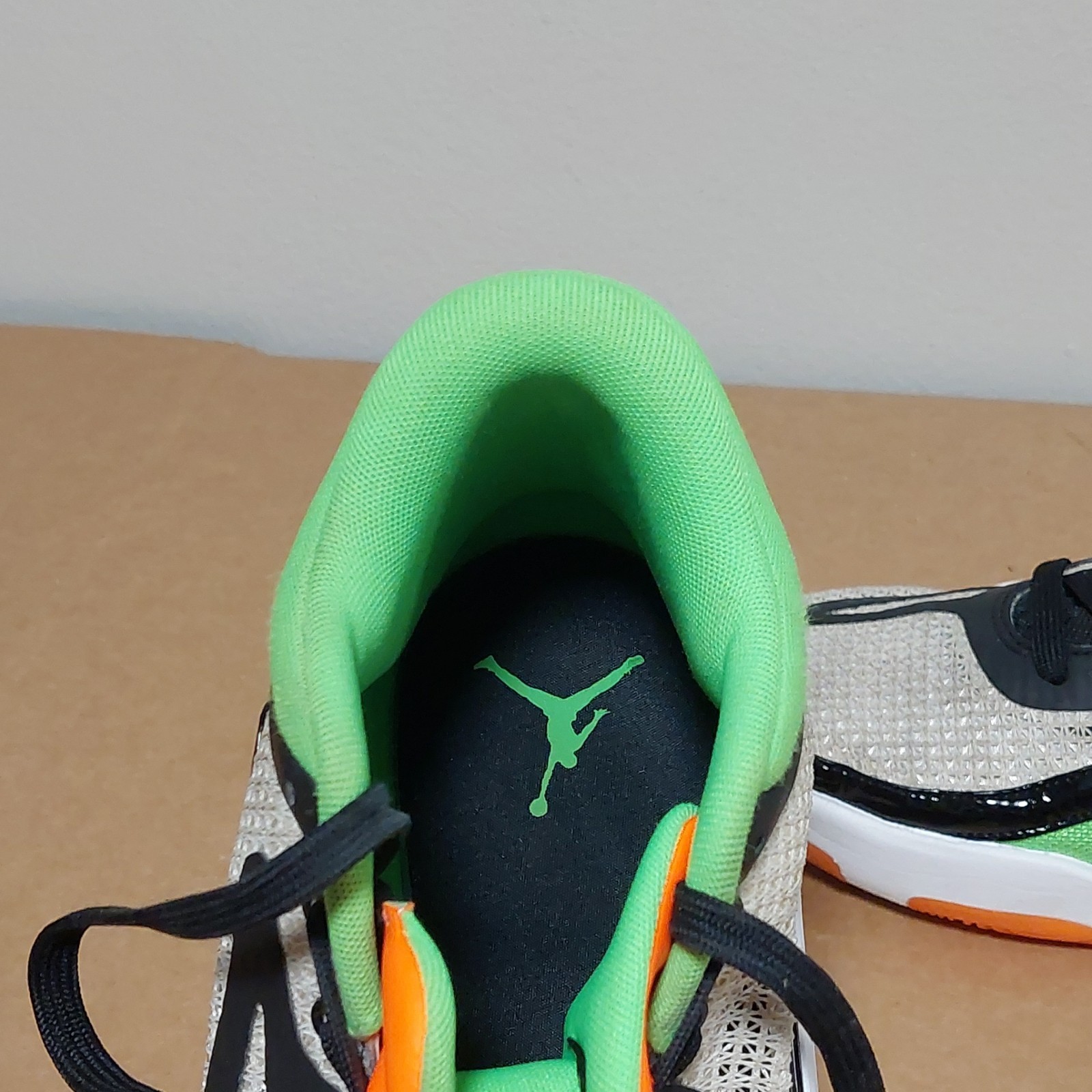 Jordan Jayson Tatum 1 ‘Home Team’ DZ3324-108 SIZE 10.5