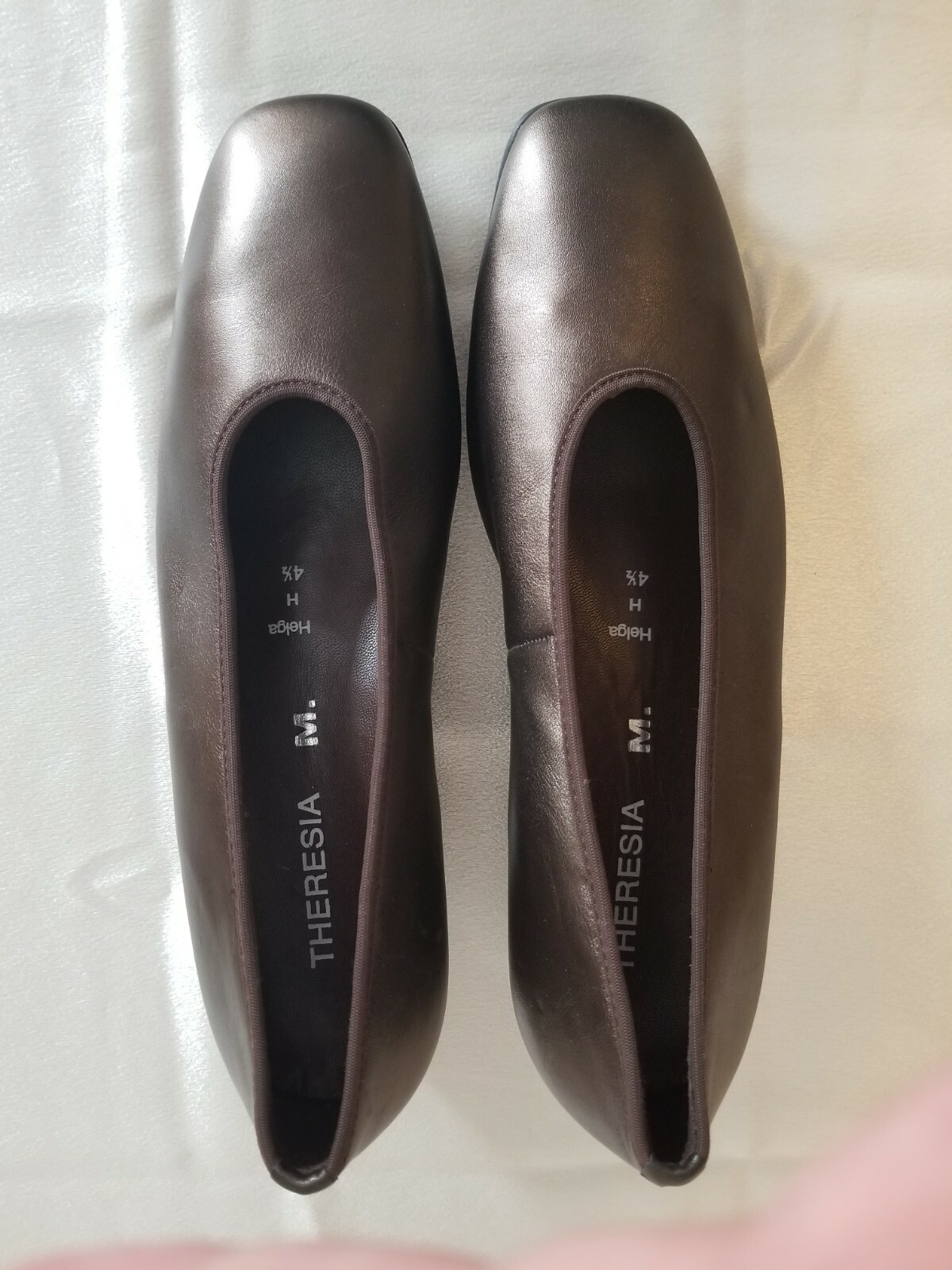 Theresia M Bronze Leather Women Shoes. Size. US 6.5, Euro 37.5, UK 4.5. Width M