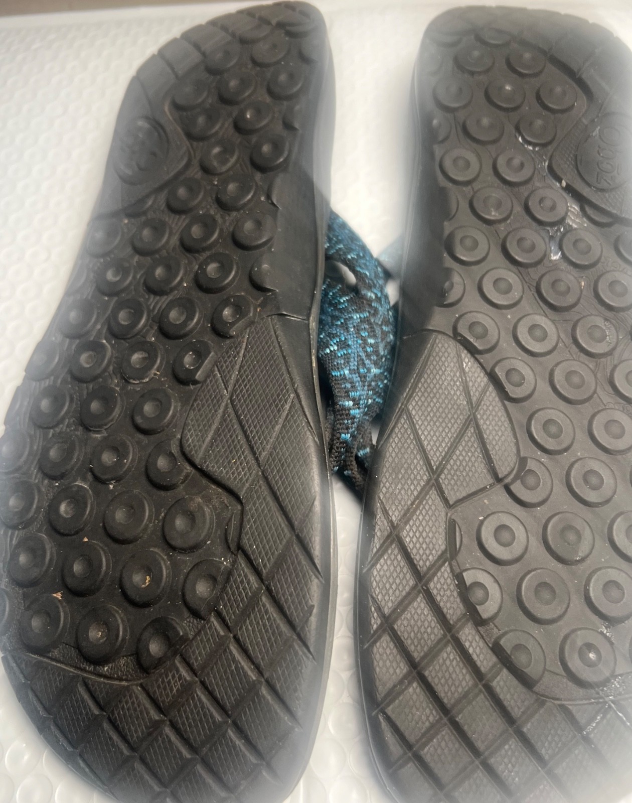 Women’s Oboz Selway Sandals in Blue & Black Pattern, Size 10