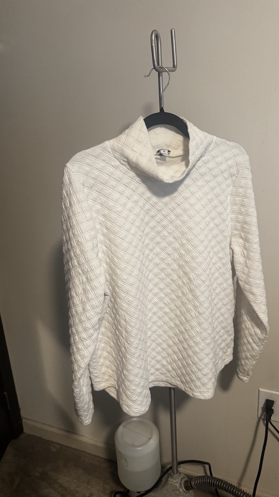 J.Crew Quilted mockneck pullover In Cream Size XL