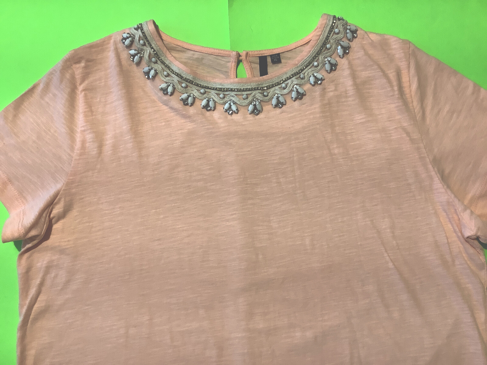 MIK Women’s Short Sleeve T-Shirt Size X-Large Peach w/Embellishment Beads NEW