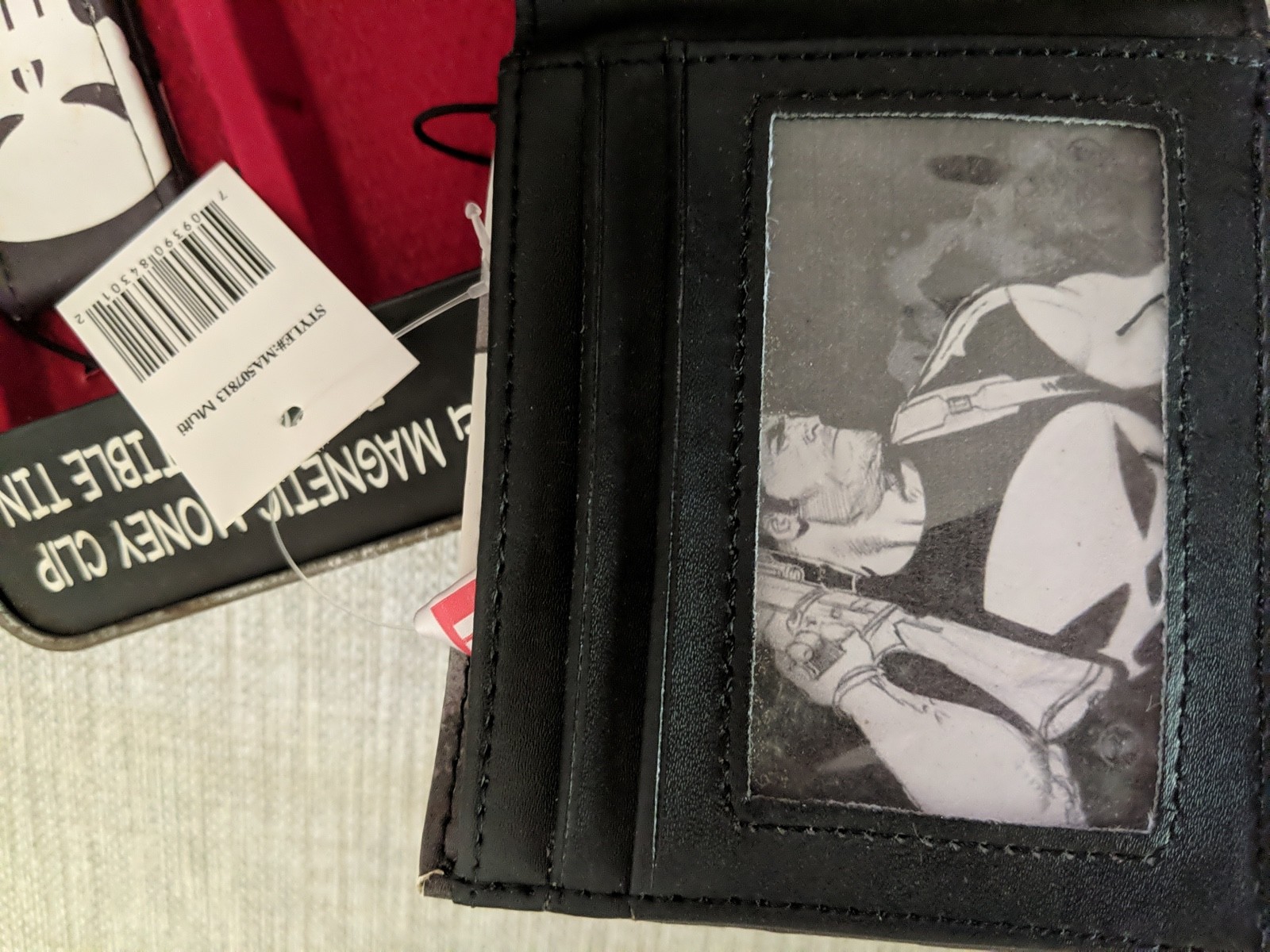 The Punisher Bifold Wallet with Money Clip Tin Marvel Comics Novelty Black NOWT