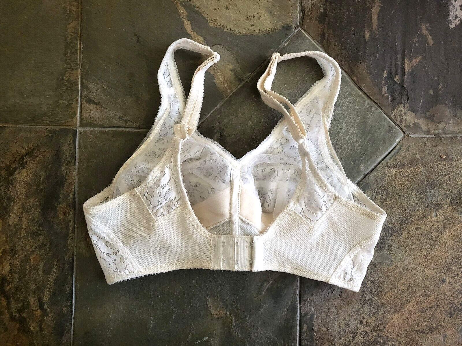 30A Vintage VPC by Carolina MFG. Semi Sheer Lace Wireless Bullet Bra #347