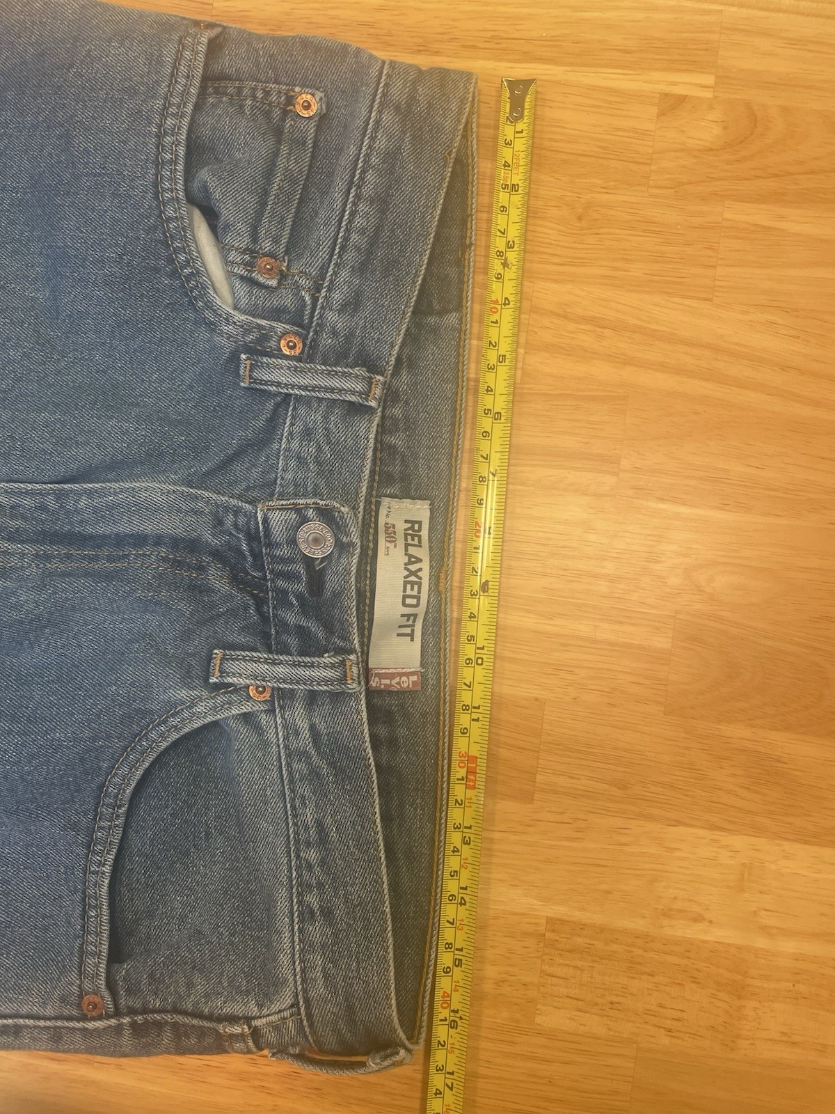 Levi’s 550 Relaxed Men’s Jeans (W33 L 30) Stone Wash. Don’t Forget Father’s Day