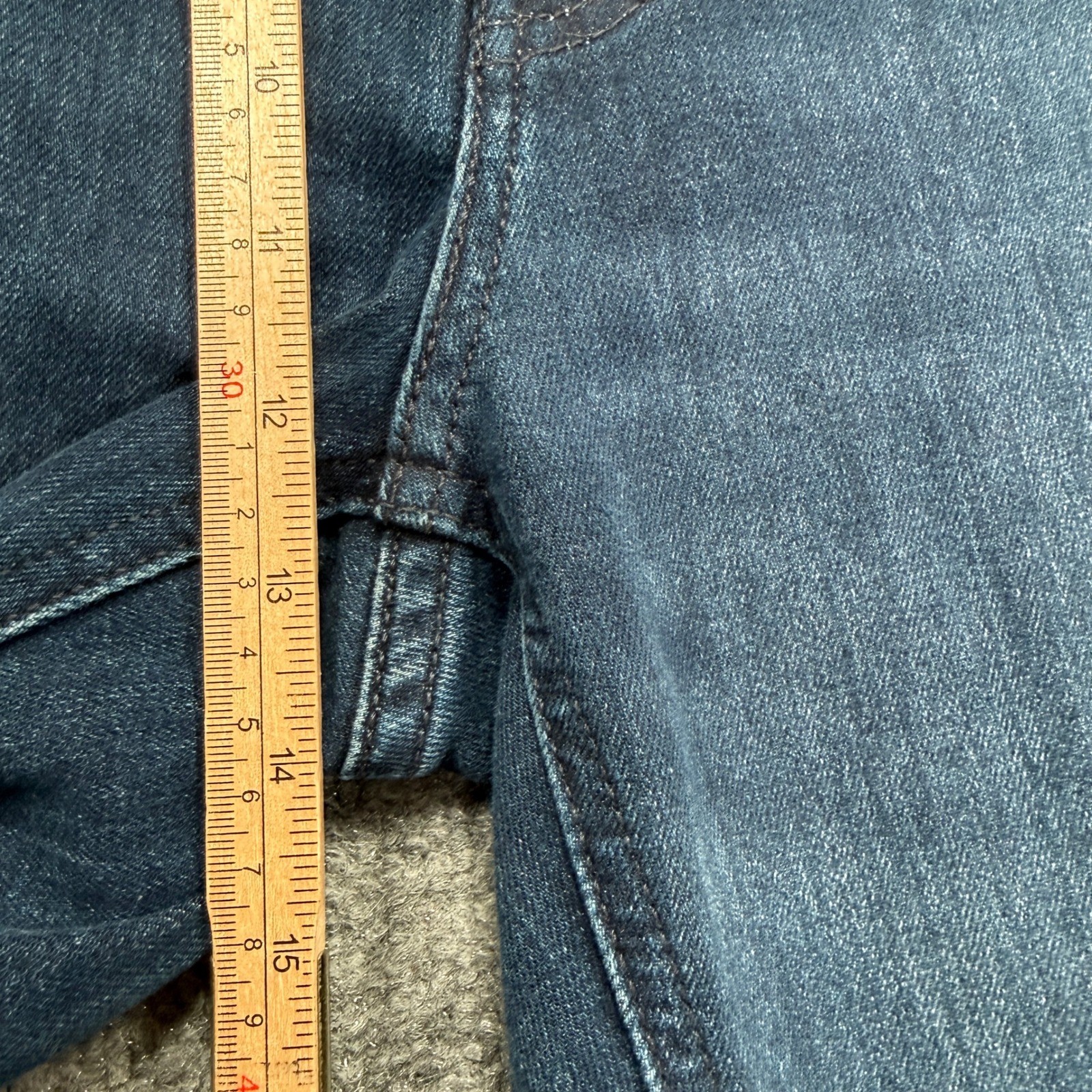 Levis 541 All Seasons Tech Jeans Mens 38×34 Blue Athletic Taper Stretch Denim