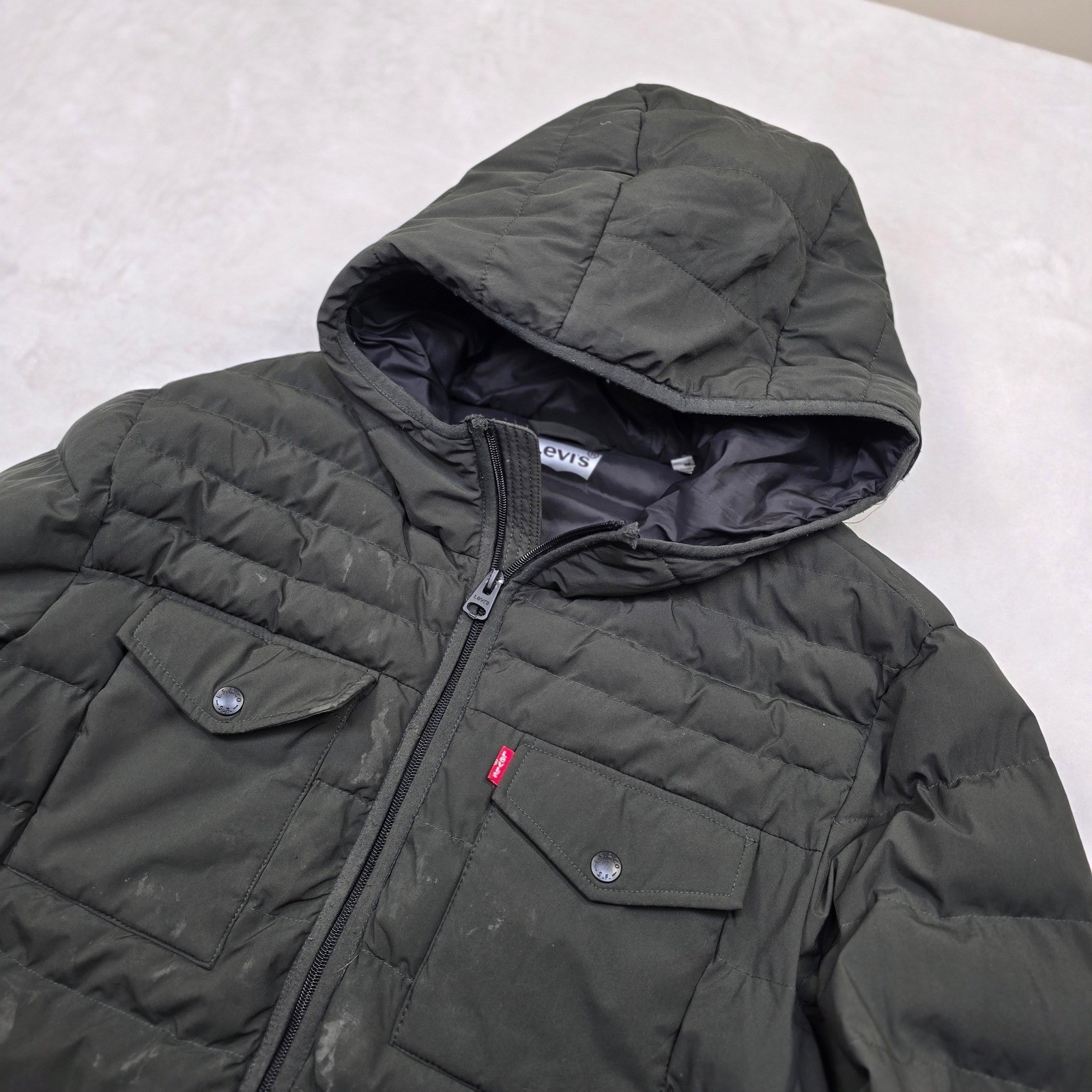 Levi’s Puffer Jacket Men’s Medium Olive Green Insulated Pockets Hooded WORK
