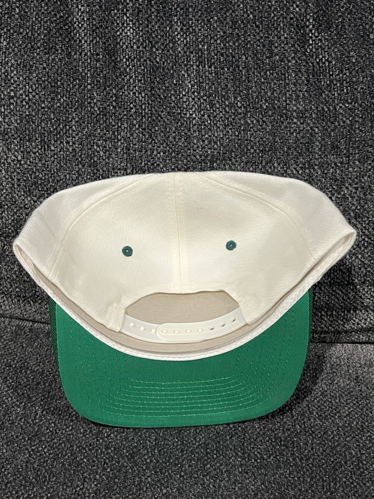 Vintage Custom Blank KC Brand White Green Wool Snapback Baseball Hat