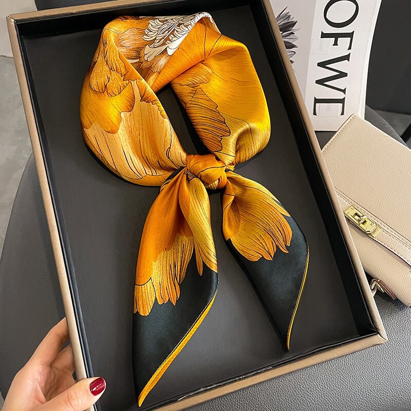 100% Mulberry Silk 27″ Square Scarf Women Neckerchief Wrap Floral Yellow Flower