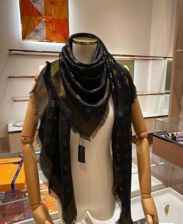 LOUIS VUITTON SCARF SHAWL PONCHO 100% AUTHENTIC CLASSIC SILK BLACK