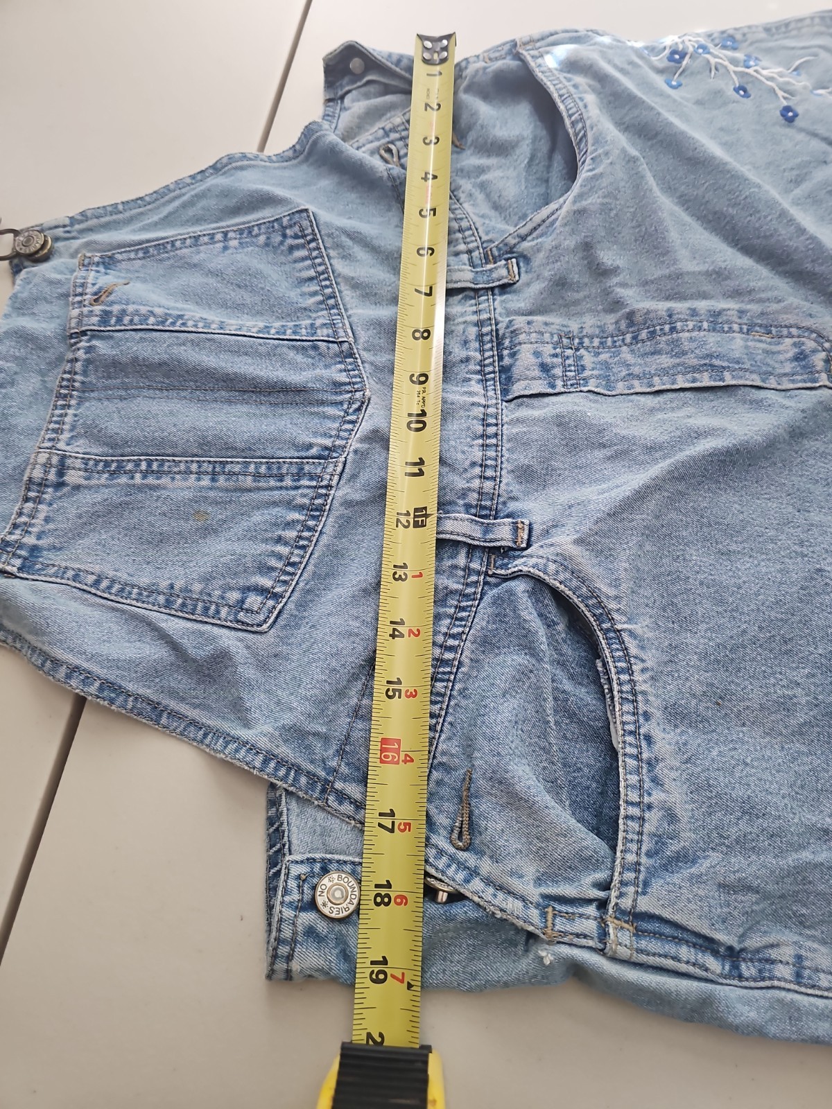 No Boundaries Juniors Denim Bib Overall Shorts Distressed Stretch Size Vintage