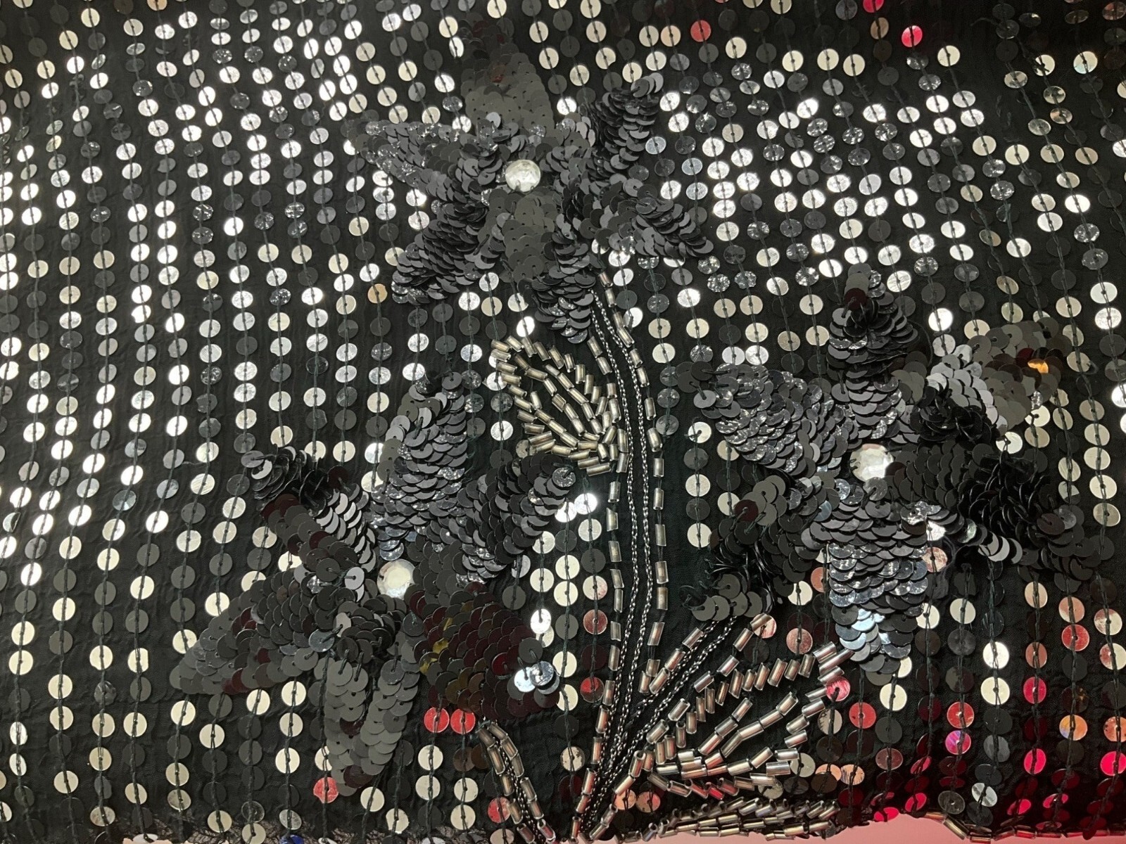 VTG Sequins Queen Medium Silk Beaded Top Black Silver Sequin Floral Embellished*