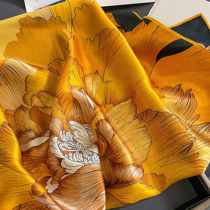 100% Mulberry Silk 27″ Square Scarf Women Neckerchief Wrap Floral Yellow Flower