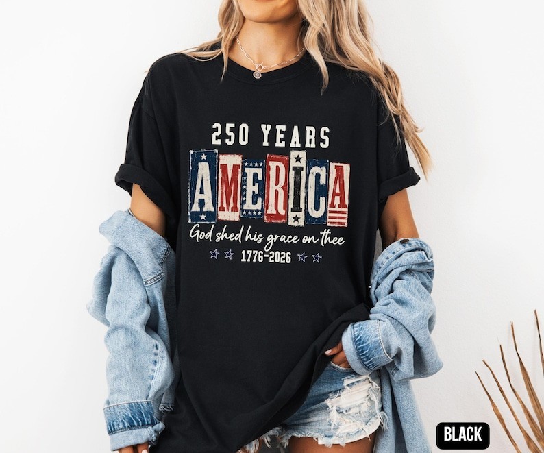 America 250 Years 1776-2026 Patriotic Vintage USA Flag Graphic T-Shirt Unisex Te