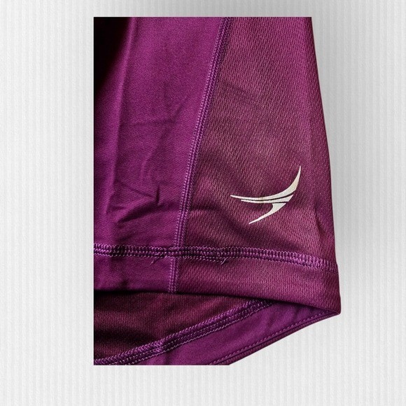 Endeavor Tank Women’s Athletic Top Color Fig Purple Size Small Activewear NWT