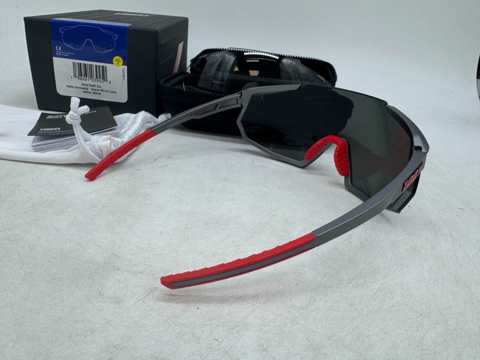 100% Racetrap 3.0 Performance HD Sunglasses Sport HiPER Black Mirror Lens UV400
