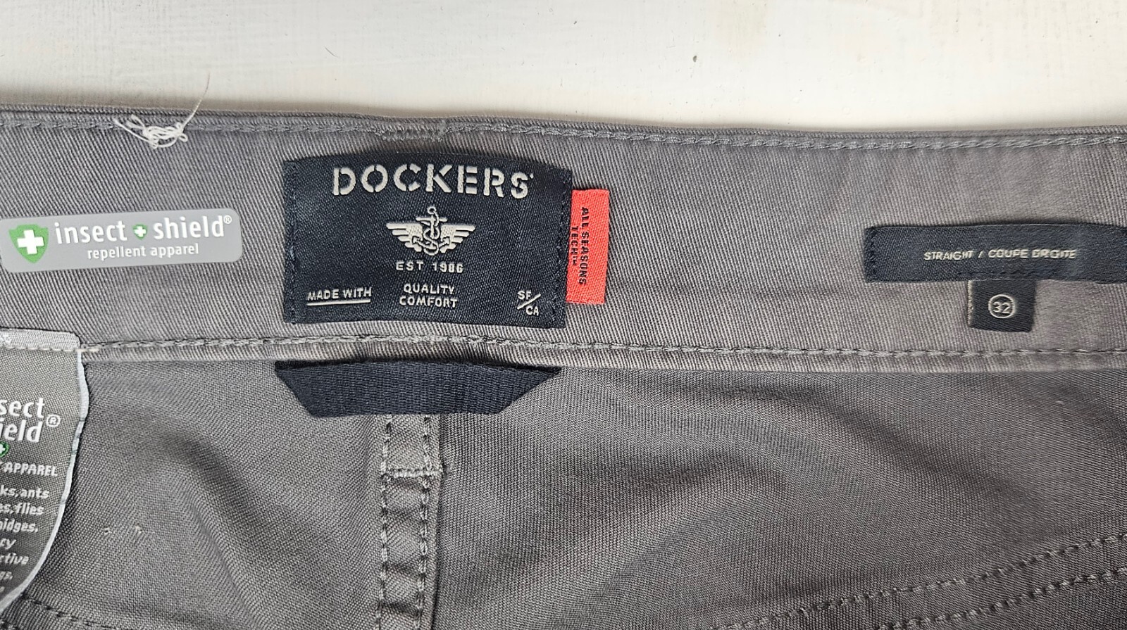 Dockers Insect Shield Mens Burma Gray Straight Jean-Cut Pants Size 32X33 – NEW
