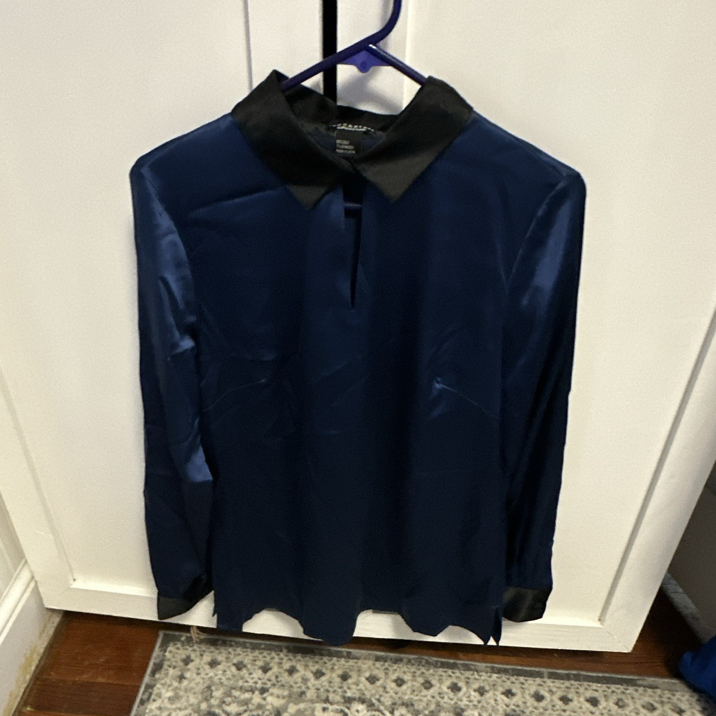 Doncaster Collection Women’s 10 Blue/Black Satin Silk/Spandex Collared Button LS