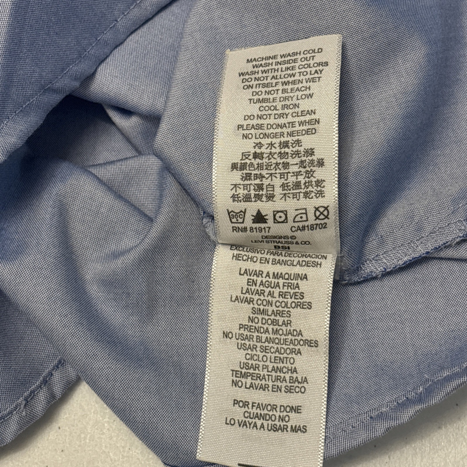 Levi’s Youth Boys Denim Light Blue Cotton Button Up SZ 6 Little Boys Ages 5-6