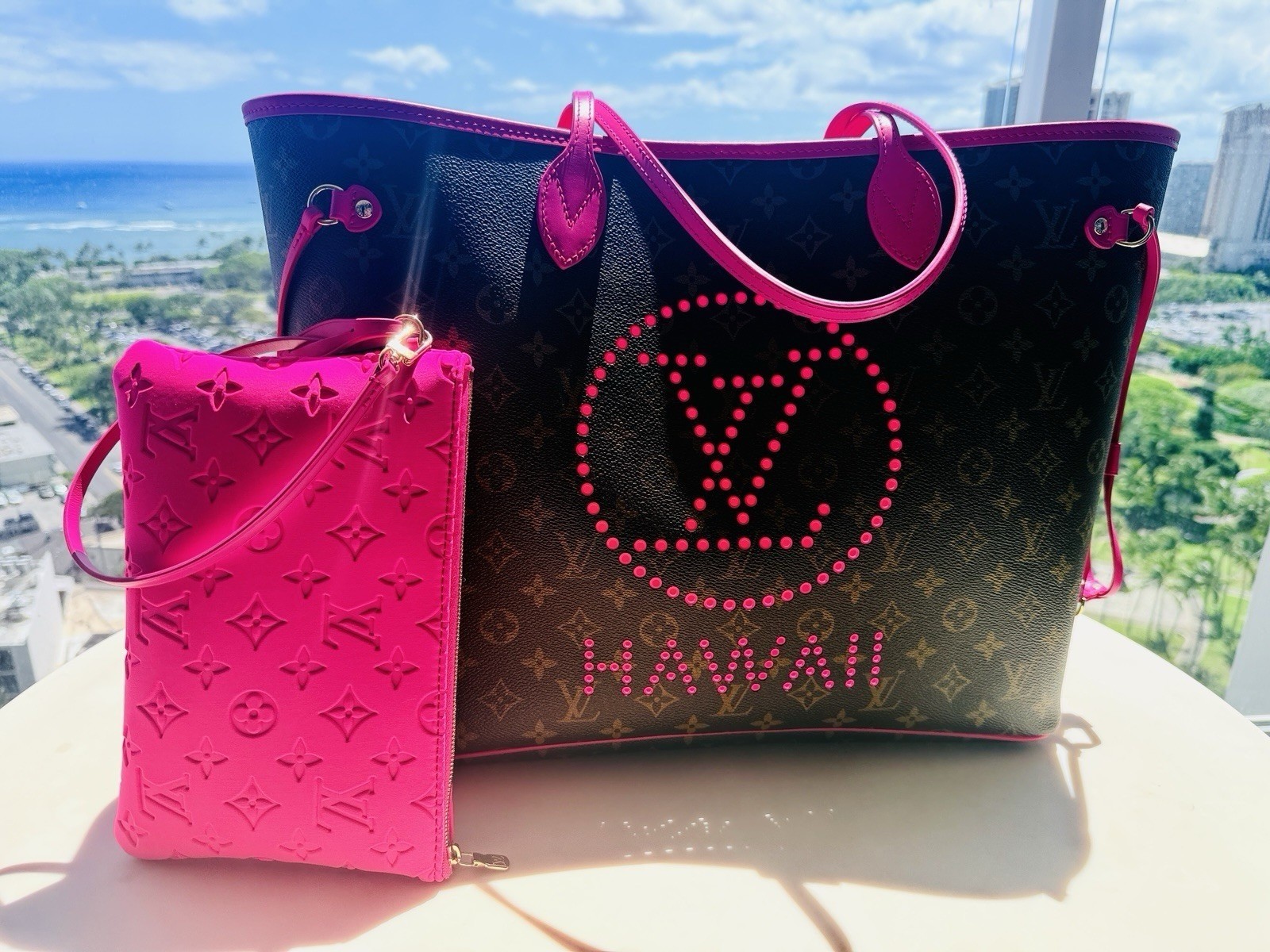 Louis Vuitton Hawaii Neverfull GM Monogram Hot Pink Shoulder Bag Tote LTD Maui
