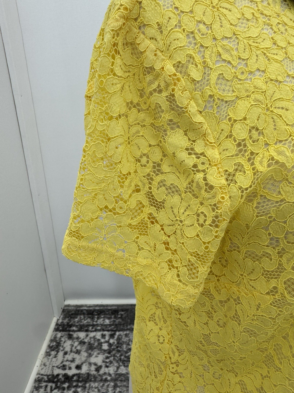 ZARA Vibrant Yellow Lace Shirt With Demure Black Peter Pan Collar Size XL