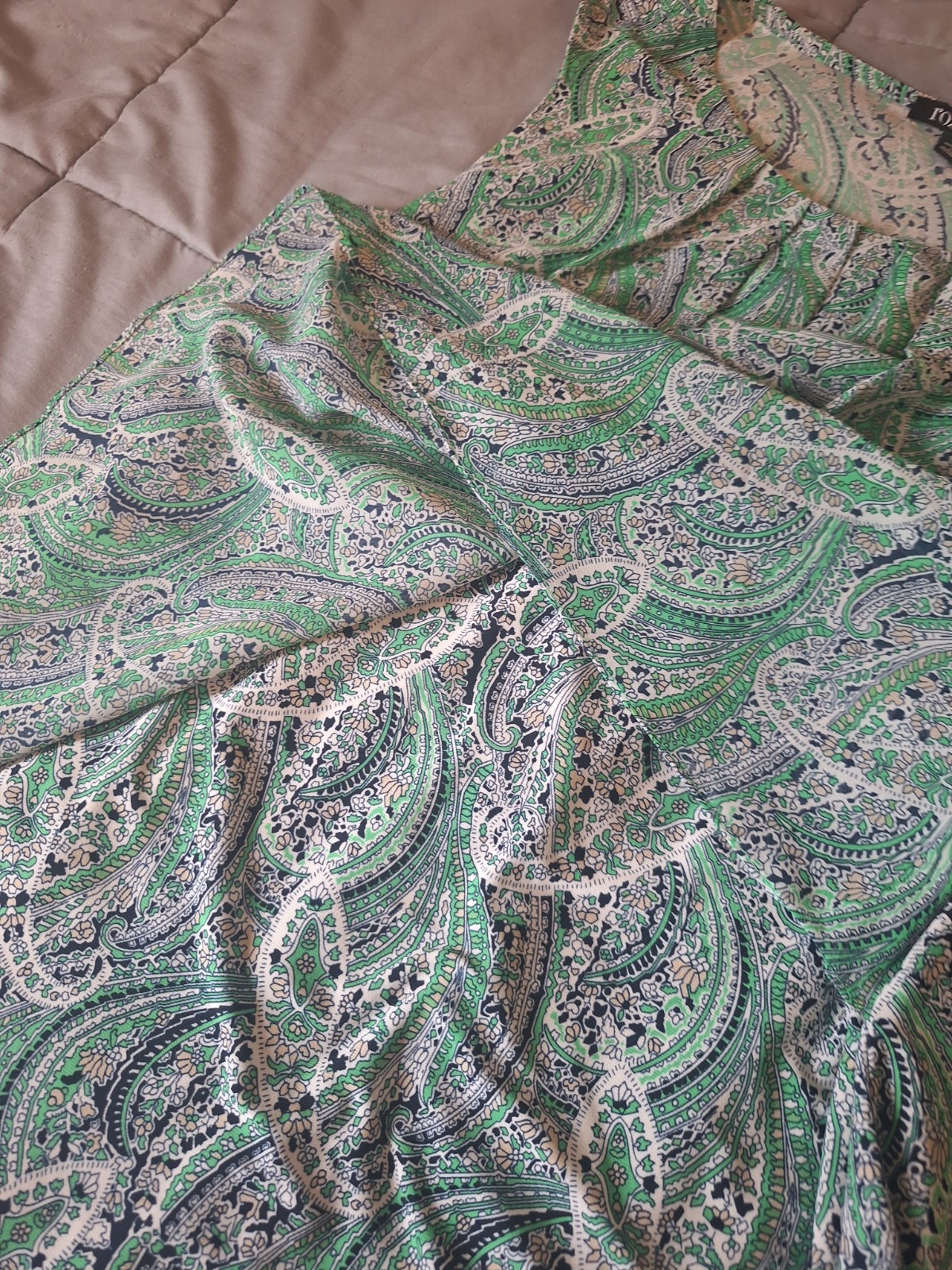 Women’s Set Of 2 Size XL Sleeveless Tops By Chico And Roz&Ali