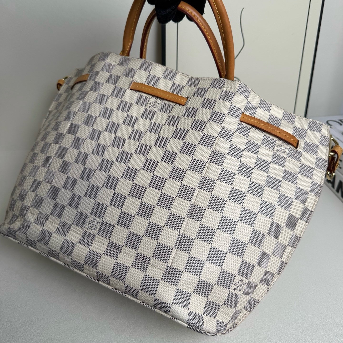 Louis Vuitton Pre-Owned Authentic Bucket Bag Free Tracked Shipping