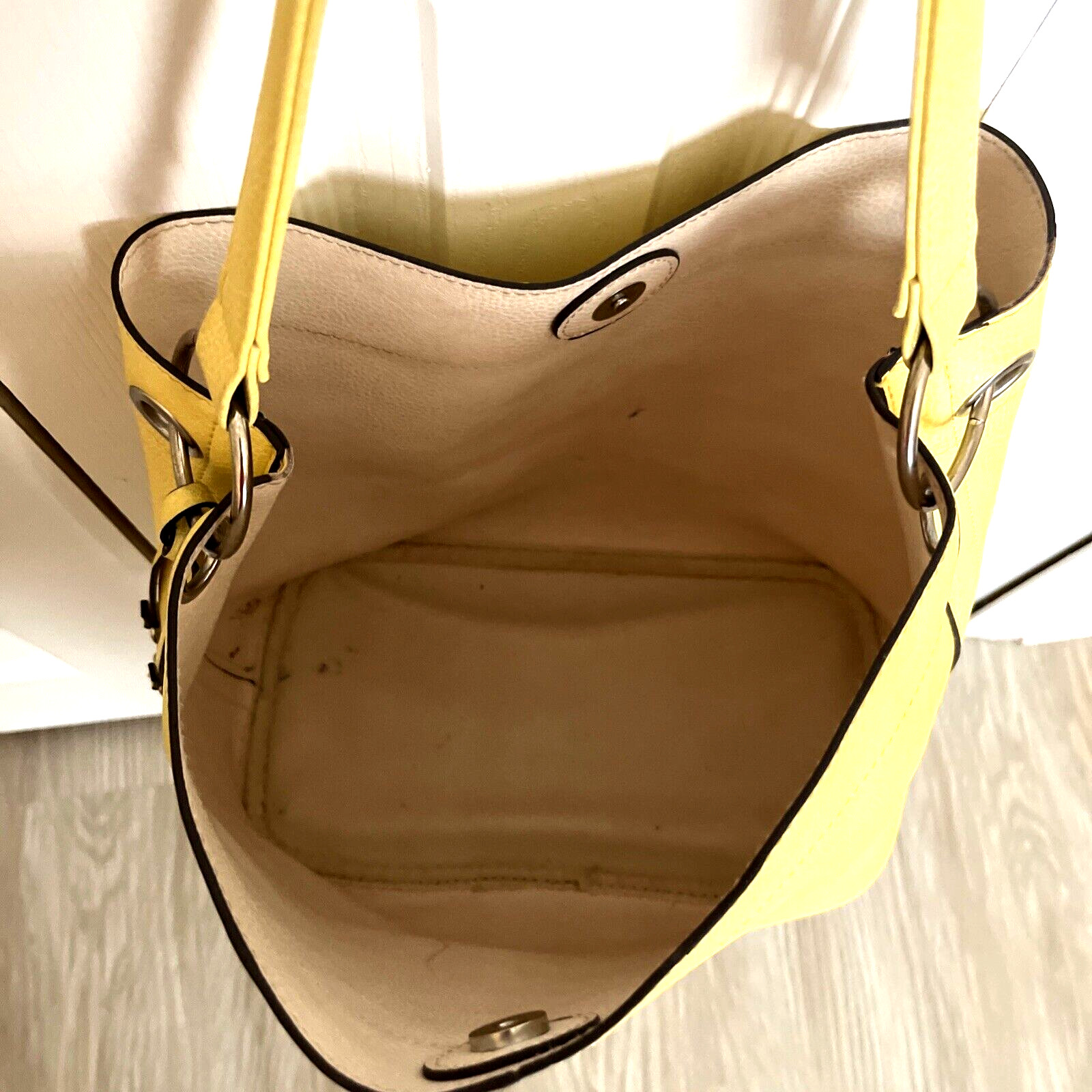 Yellow Shoulder Tote Vegan Leather LG Bag 12″W x 11″H x 7″D~7″ Strap Drop