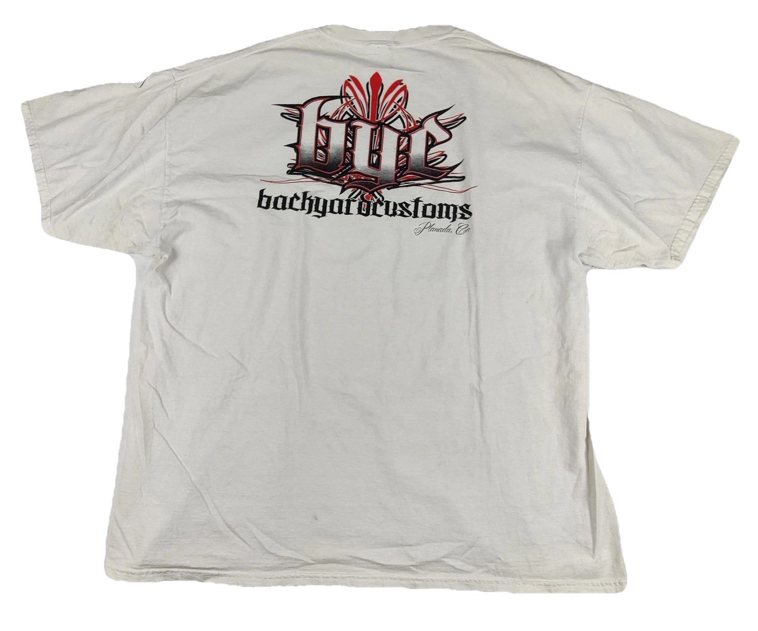 Backyard Customs Shirt Mens XL White Tribal Logo Graphic Tee Automotive BYC