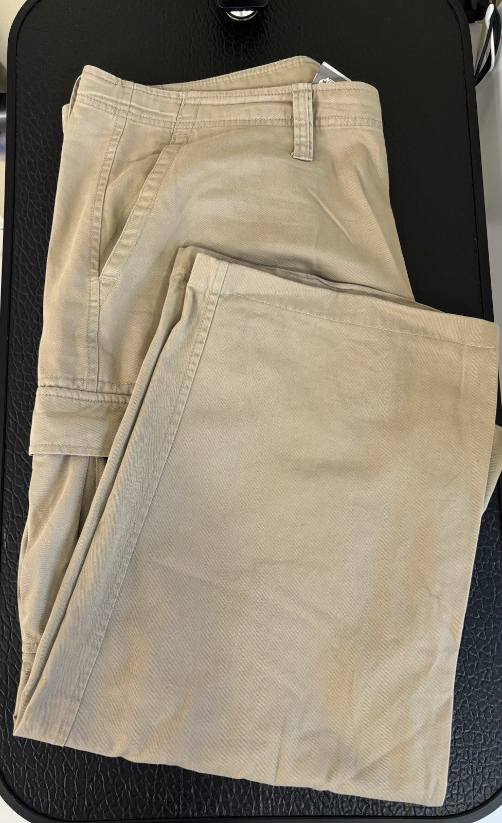 Nike Men’s Beige Cargo Pants 44W XXL Relaxed Straight Twill Pockets