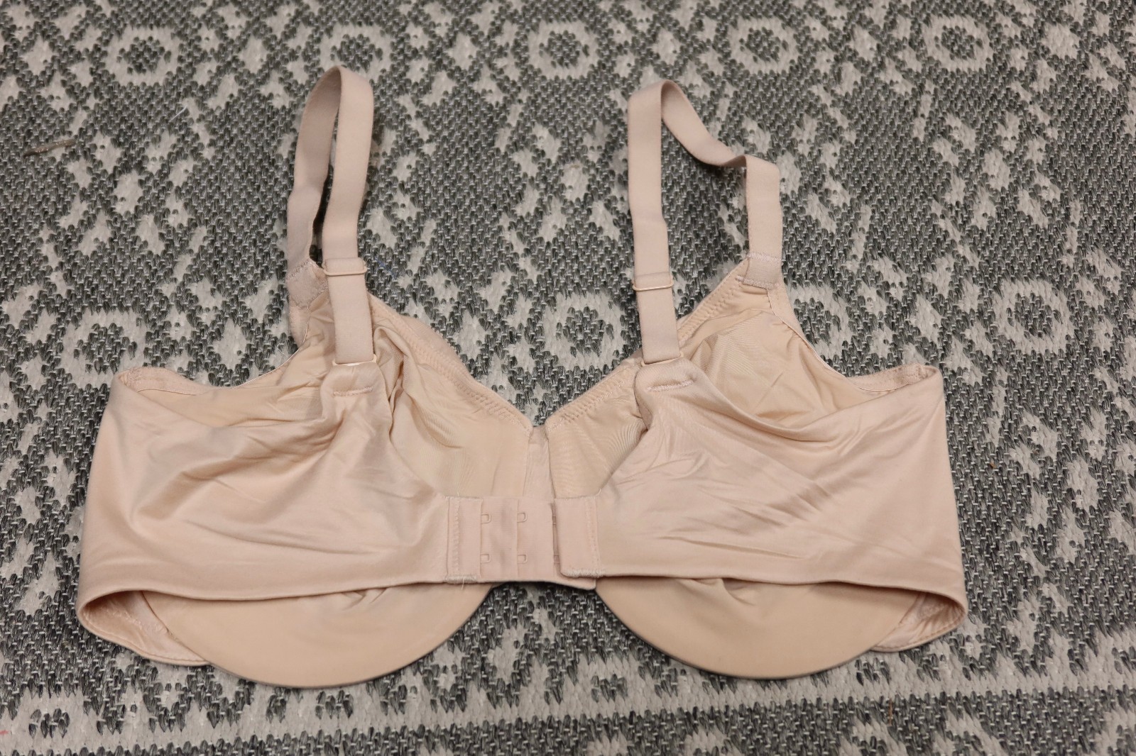 New Wacoal Perfect Primer Full Figure Underwire Bra – Size 36DD -Sand – # 855213