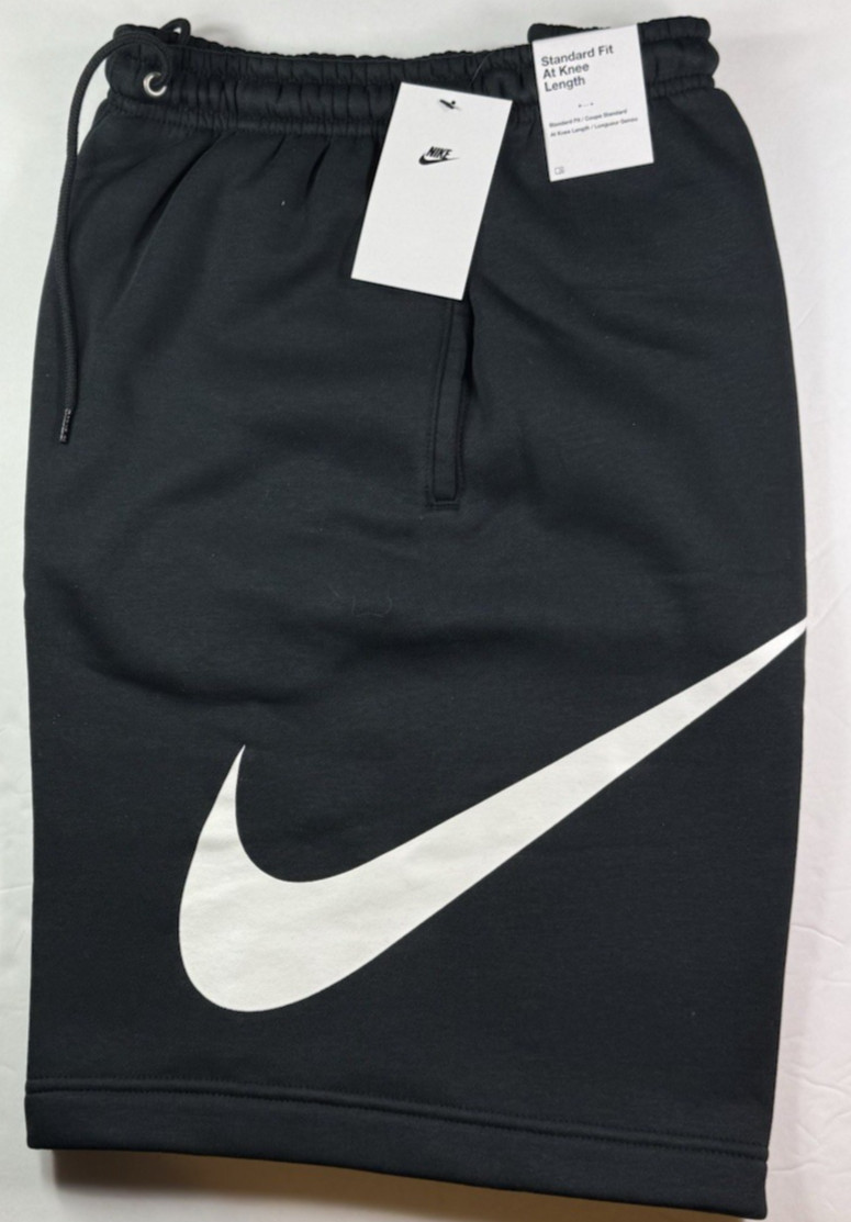 Nike Essential Men’s Club Graphic Fleece Knee Shorts / Black #FN3906-010 / NWT