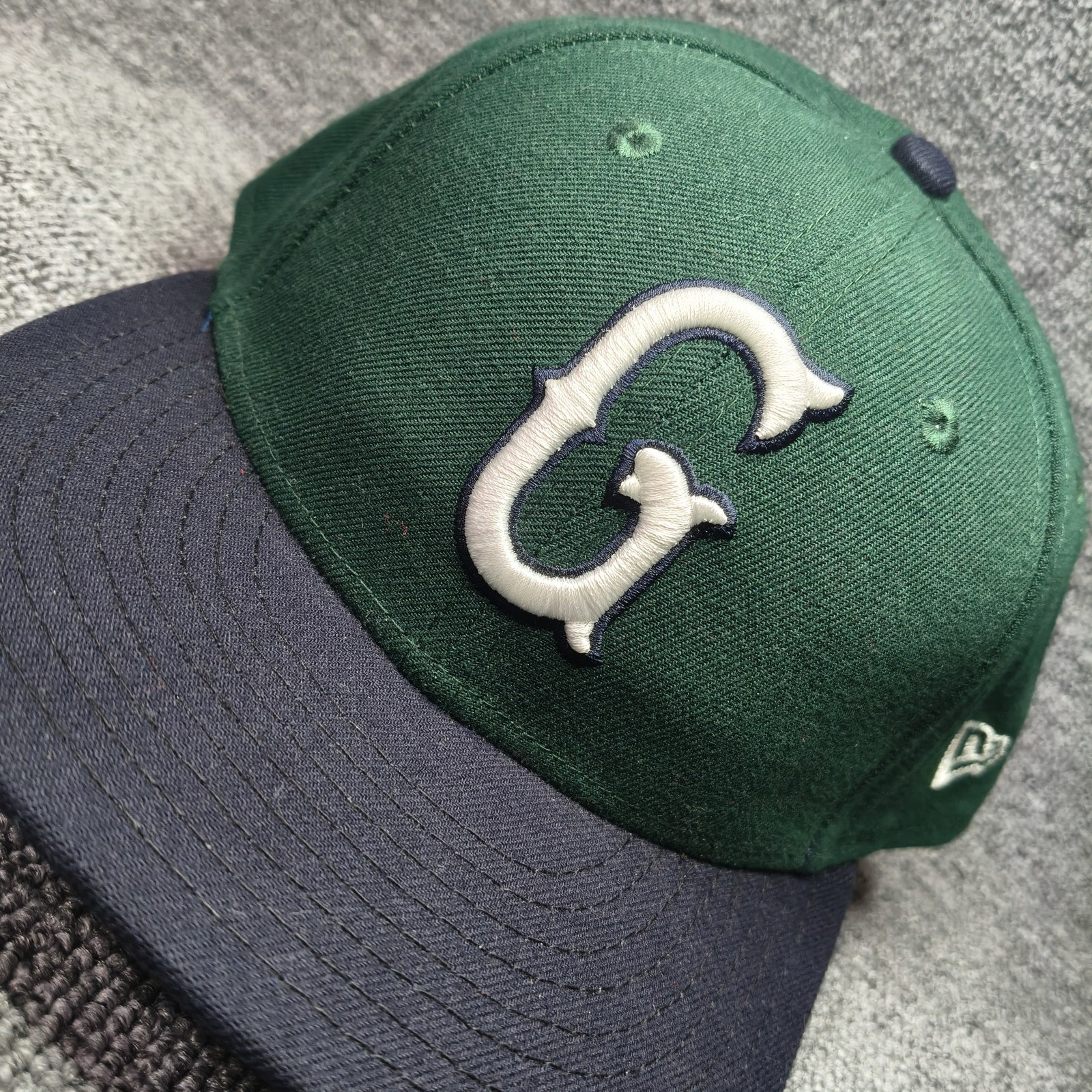 New Era Minor League 59FIFTY Fitted Green Navy Size 8 Baseball Hat