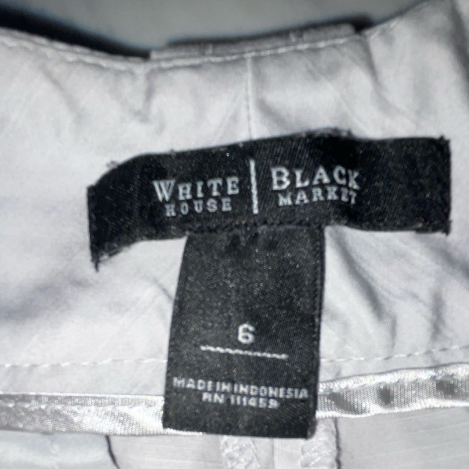 White House Black Market Chino Shorts Women 6 White Mid Rise 4in Pockets