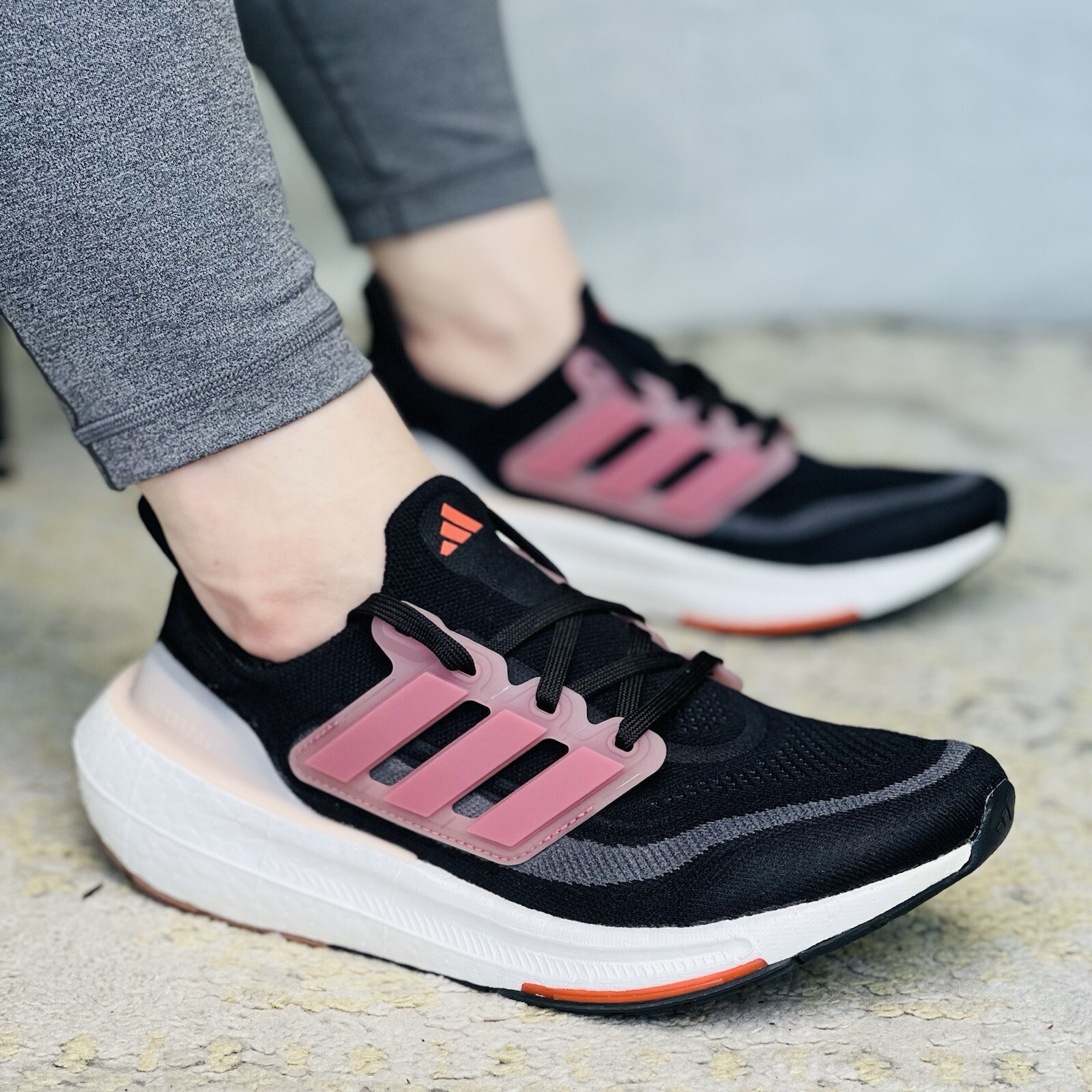 Adidas Ultraboost Light Women’s Sneakers Running Shoes Black Trainers #349