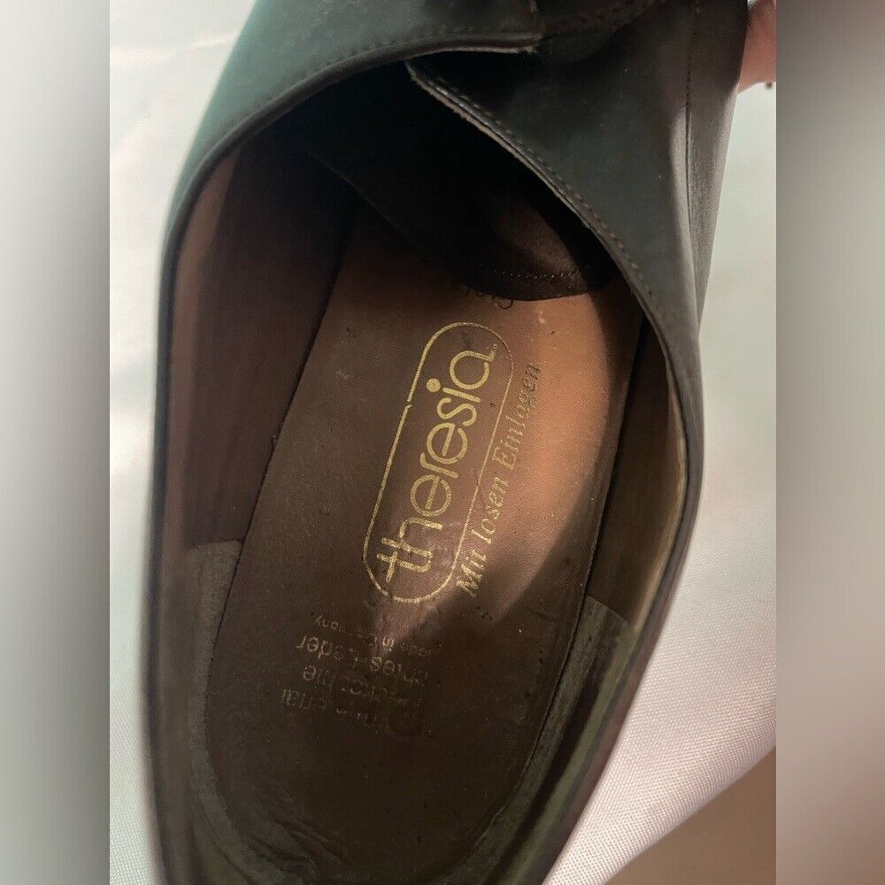 Men’s theresia Greta brown shoes size 8 1/2