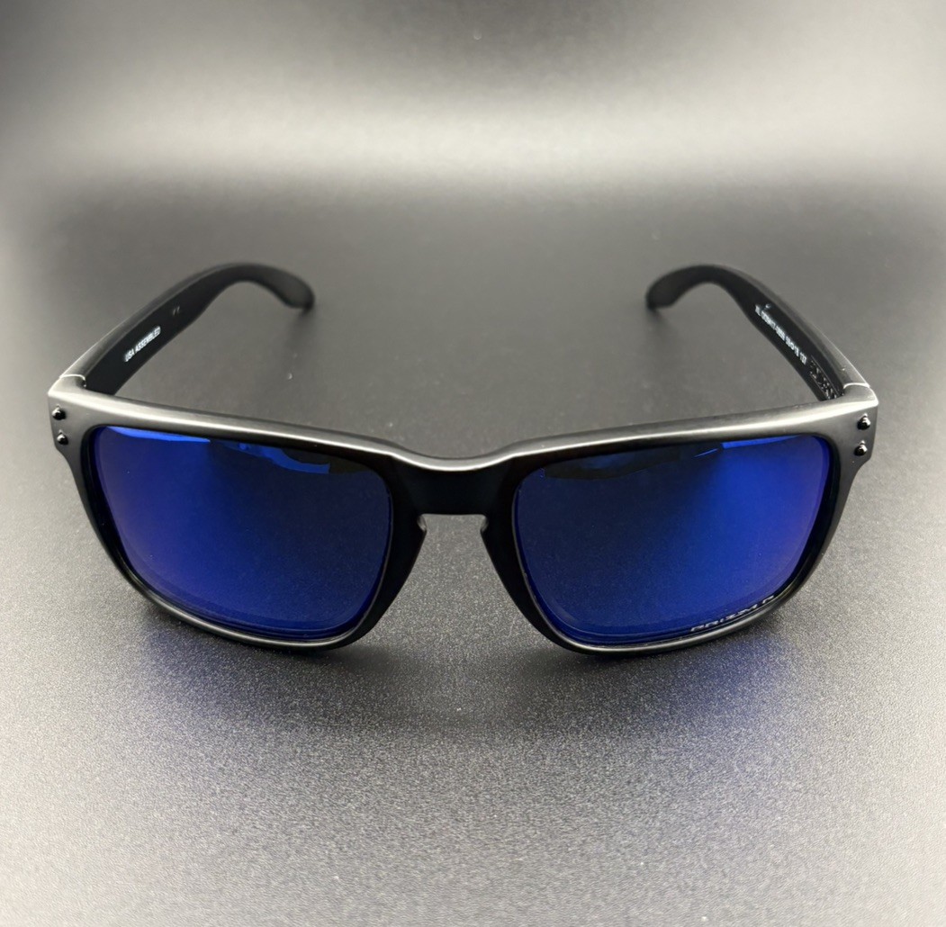 Oakley 0OO9417 Men’s Holbrook XL Sunglasses