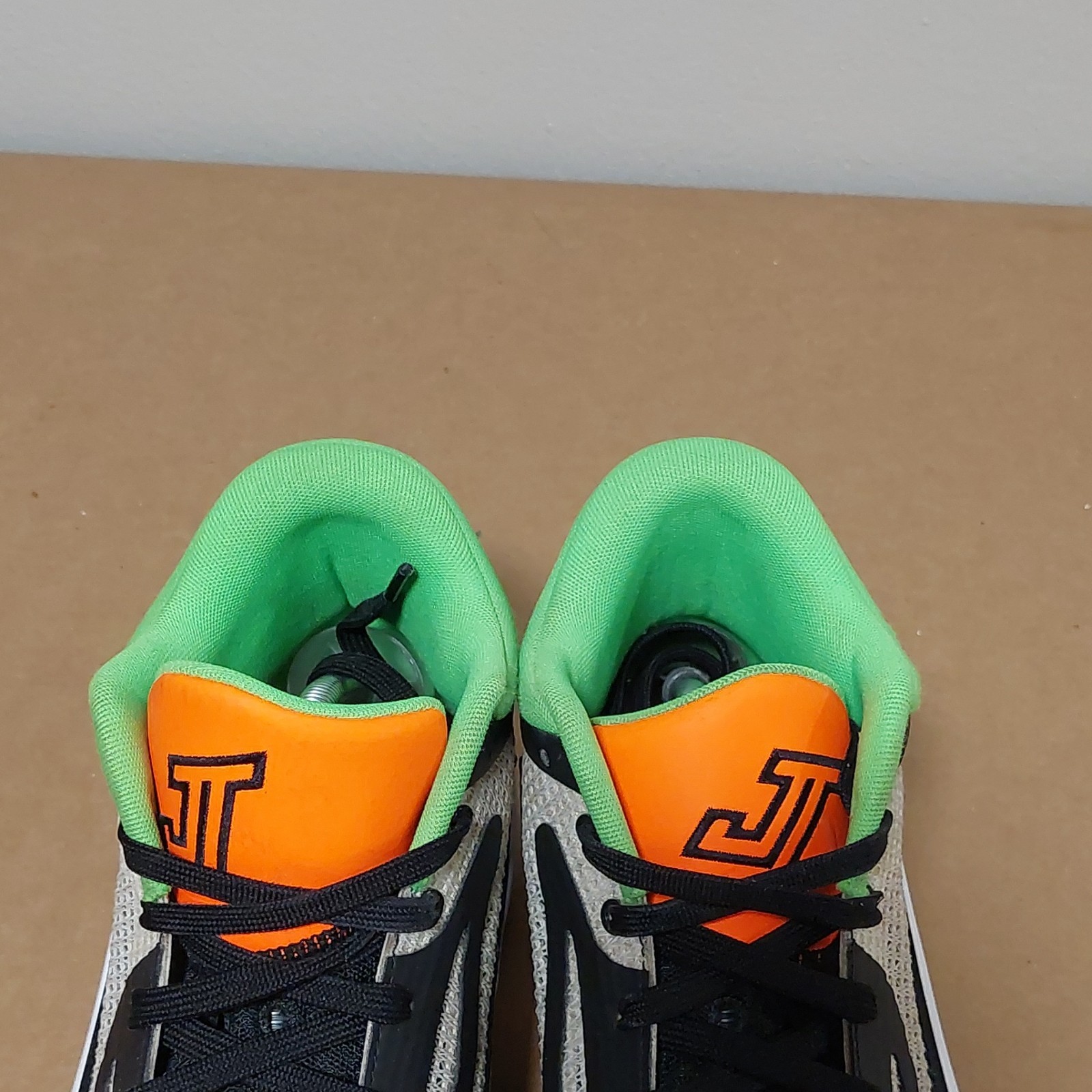 Jordan Jayson Tatum 1 ‘Home Team’ DZ3324-108 SIZE 10.5