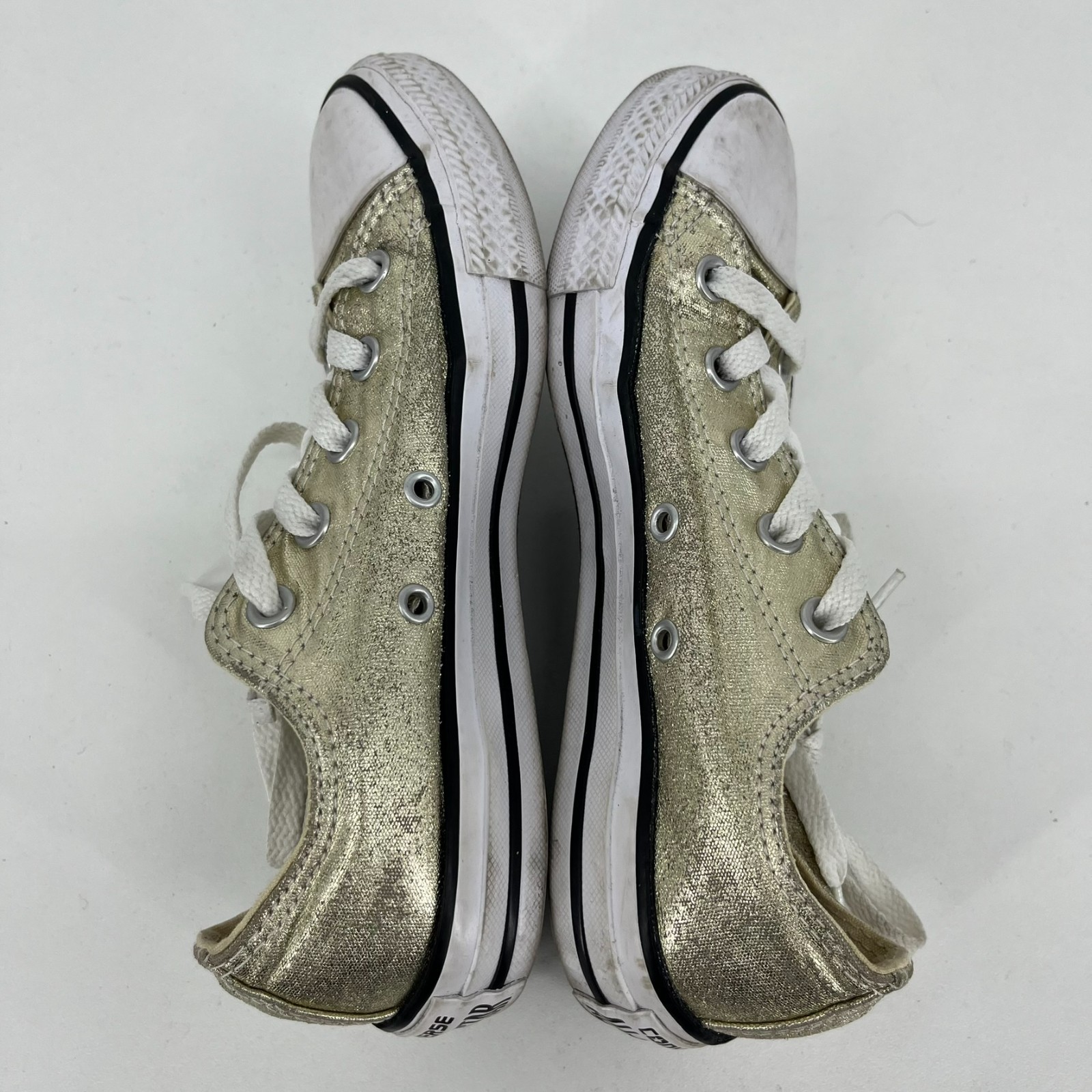 Converse Shoes Men’s 4 Women’s 6 Chuck Taylor All Star Ox Sneakers 153181F Gold