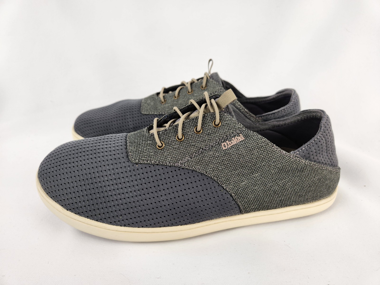 OluKai Men’s Nohea Moku Sneaker Size 9.5 Grey Shoes Slip On Loafer Boat Beach
