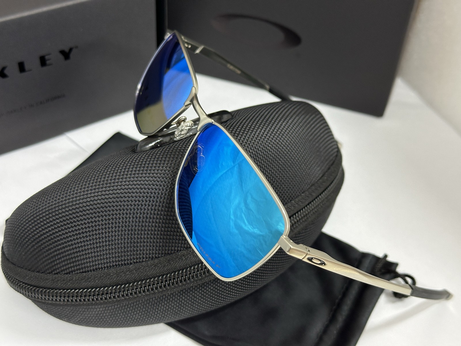 Oakley OO4142 Ejector Sunglasses SatinChrome Prizm Sapphire