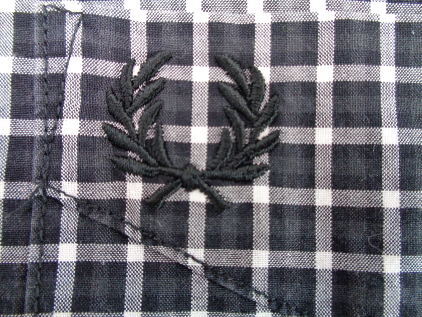 Fred Perry Shirt Mens Medium Black Check 100% Cotton Embroidered Logo Mod