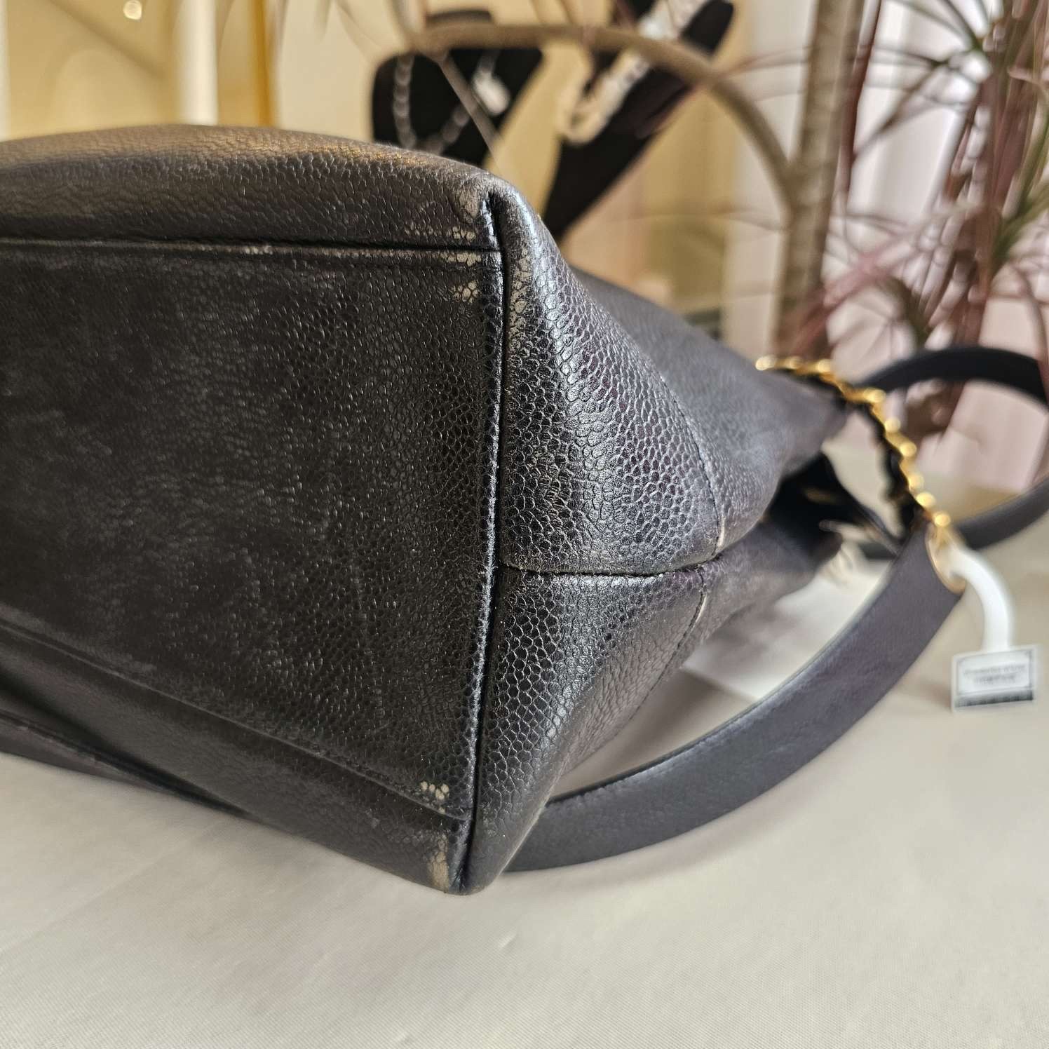 Chanel Pre-Owned Authentic Shoulder Bag Free Tracked Shipping