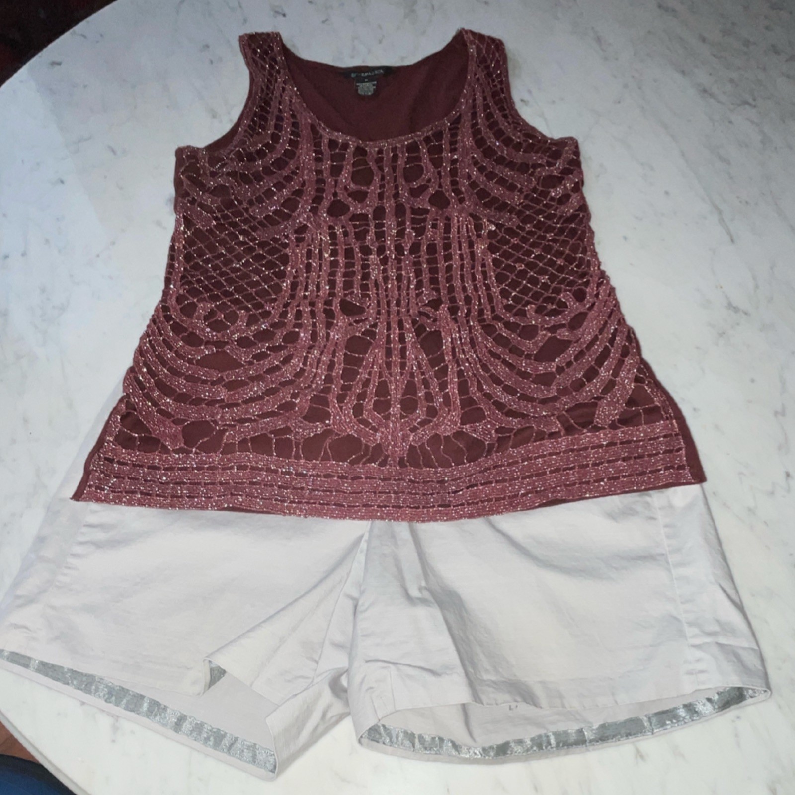 White House Black Market Chino Shorts Women 6 White Mid Rise 4in Pockets