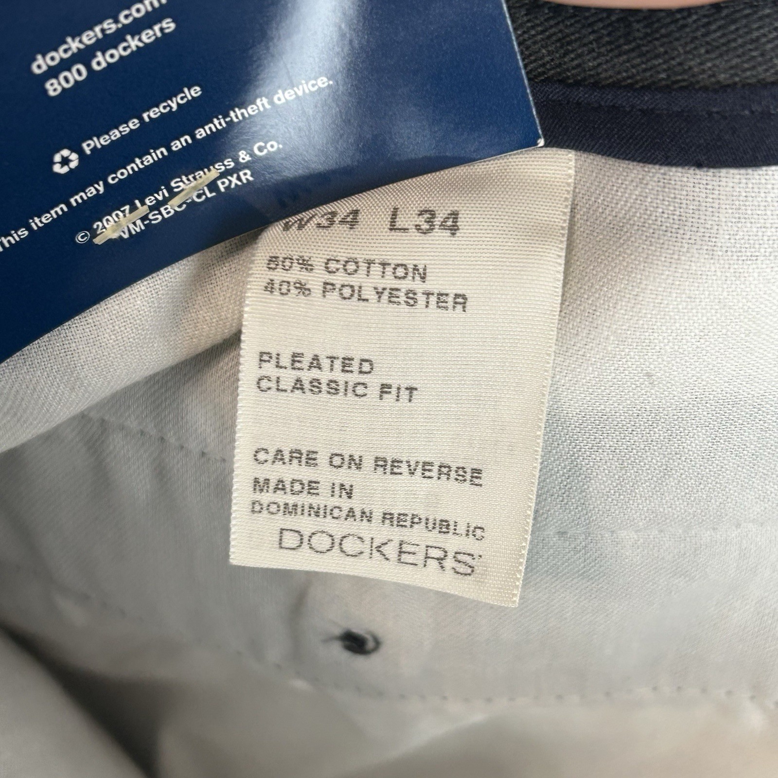 Dockers Pants Mens 34X34 Gray Cotton Pleated Classic Fit Original Khaki NWT