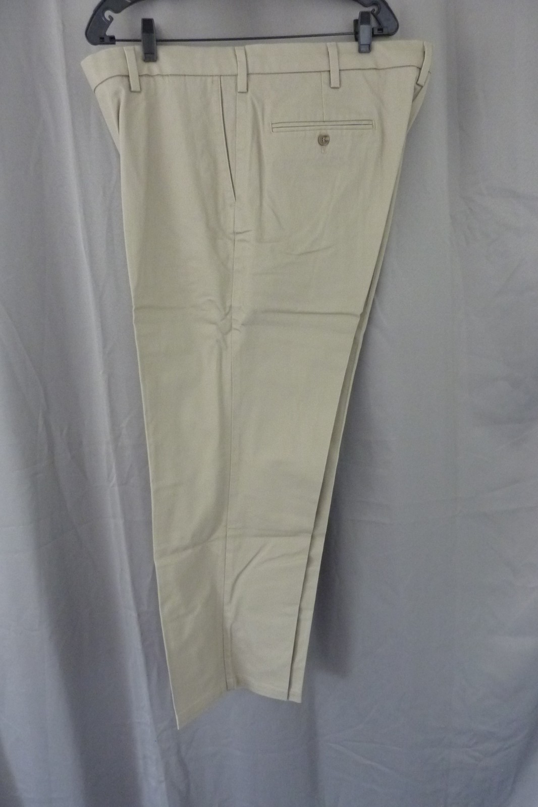 Dockers Men’s Comfort Khaki Flex Comfort Pants Relaxed Flat Front 42 x 32