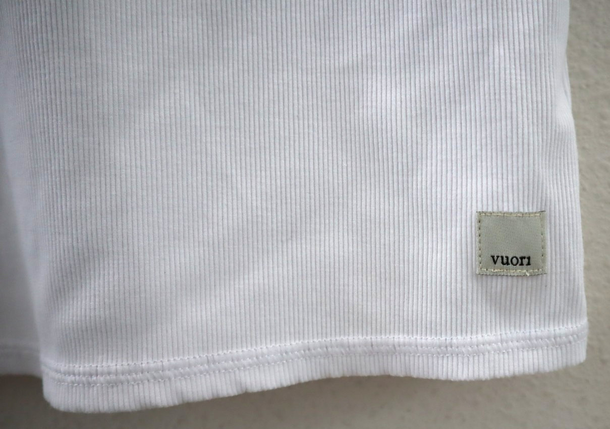 Vuori VW1050 Women’s Sz Medium White Pose Fitted S/S Ribbed Polo Shirt