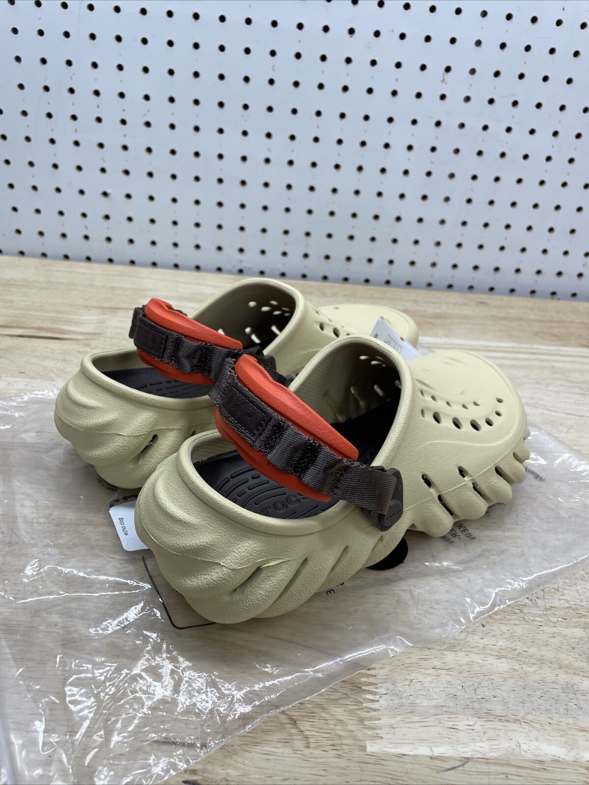 Crocs Echo Clog Sesame Unisex Slip On Comfort 207937-0HX New Multiple Sizes