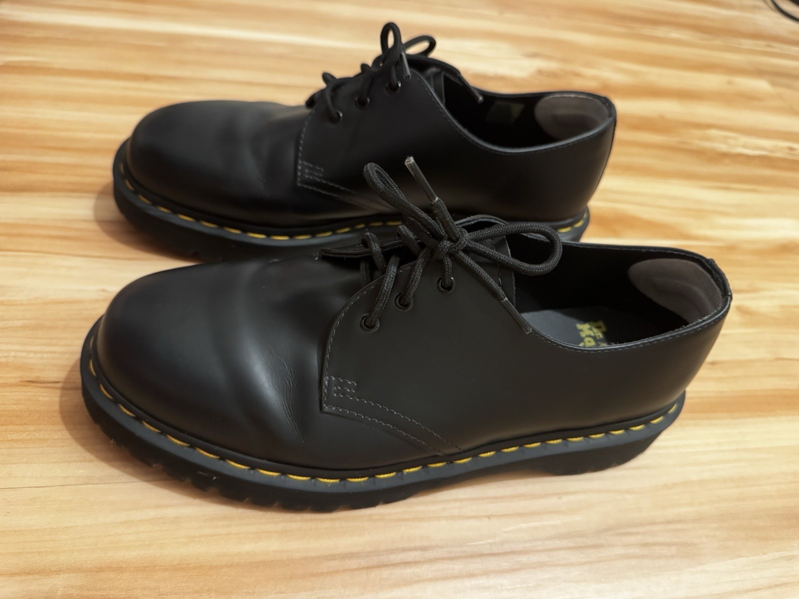 Black Dr. Martens 1461 bex smooth leather in US Men’s 12