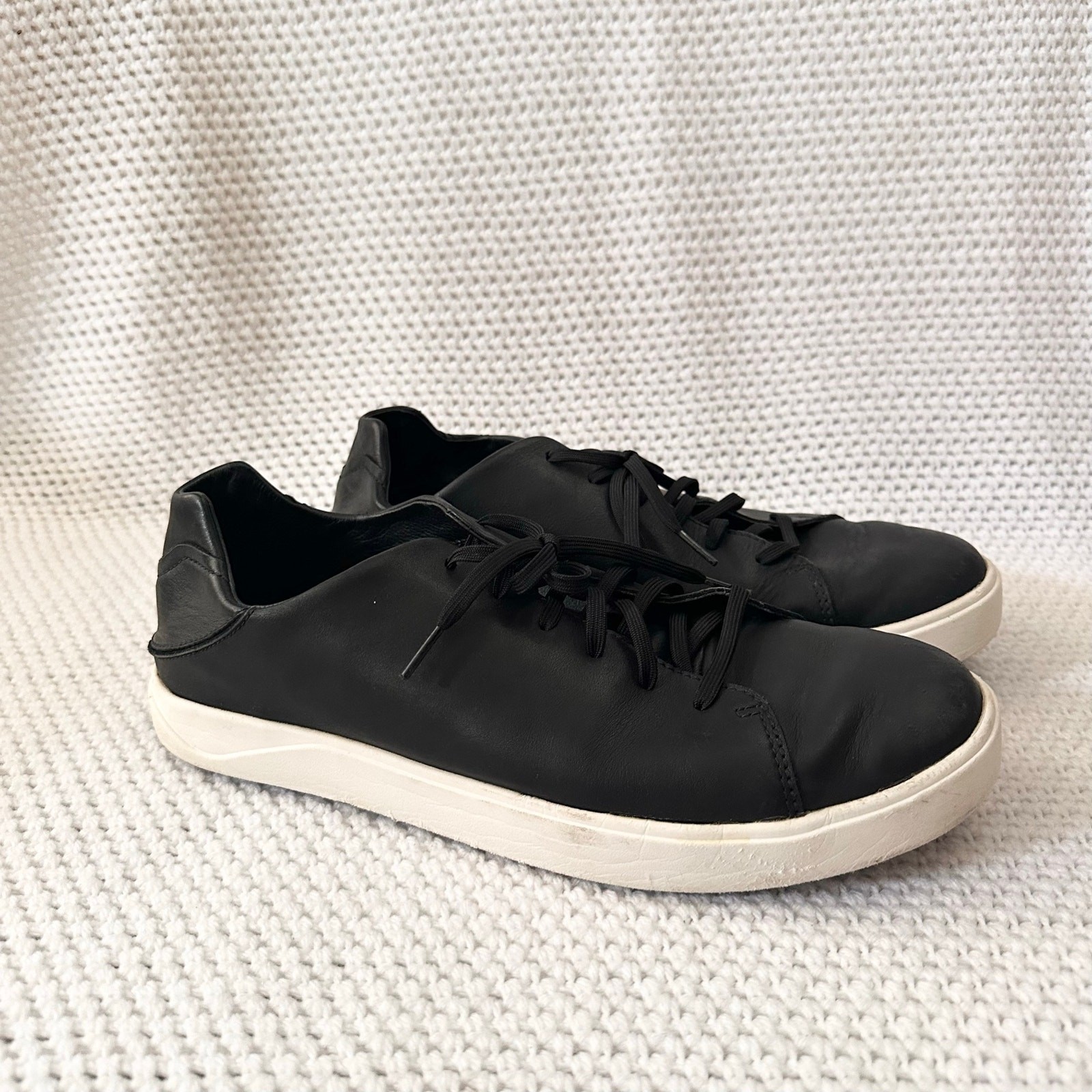OluKai Onyx Black Leather Lae’Ahi Li ‘Ili Lace Up Low Top Sneakers Men Size 12