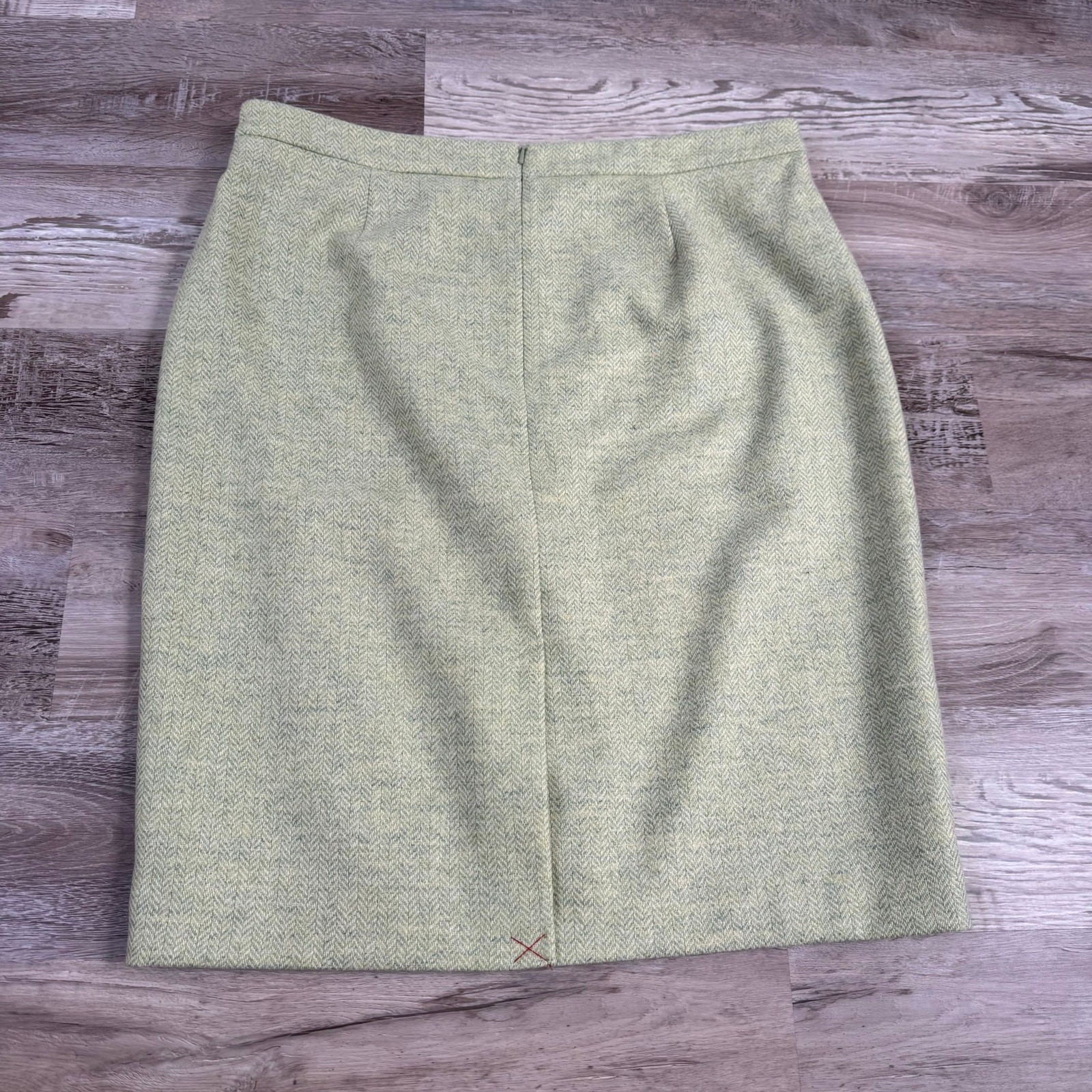 NWT Pure Collection Mint Wool Herringbone Pencil Skirt Quiet Luxury Size 14